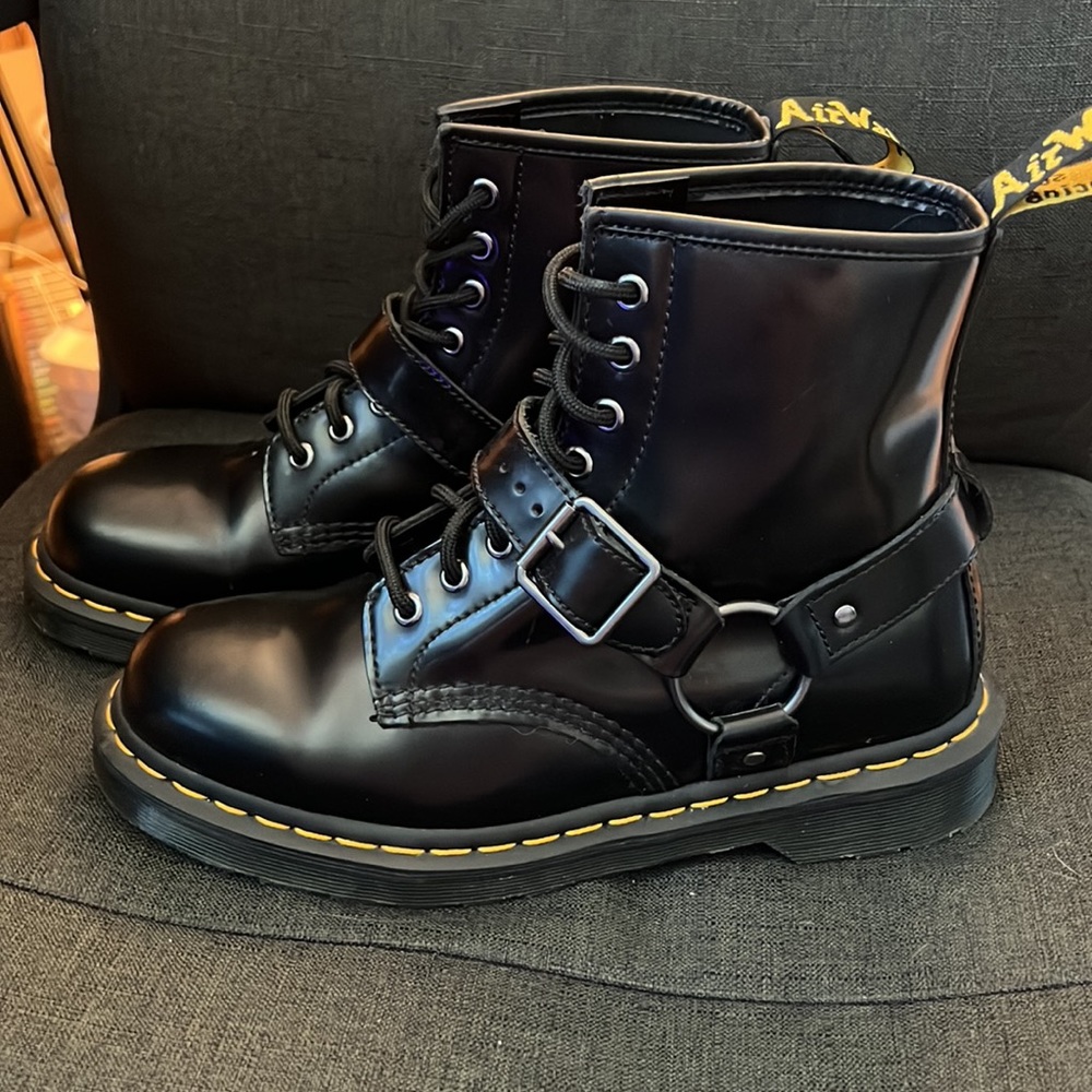 1460 Harness Leather Lace Up Boots